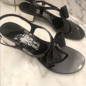 Salvatore Ferragamo Bow Jelly Sandal (size 7)